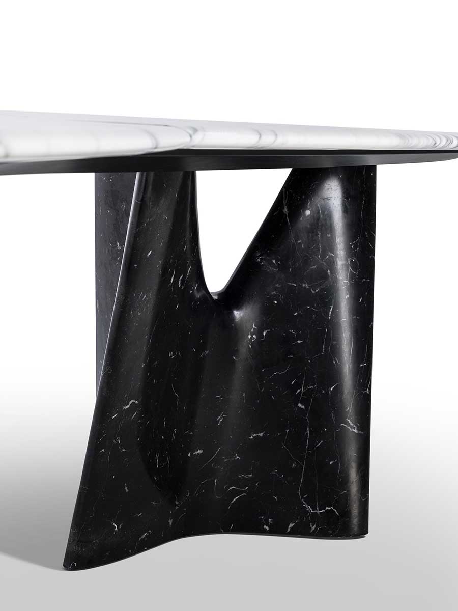 poltrona frau infinitamente table