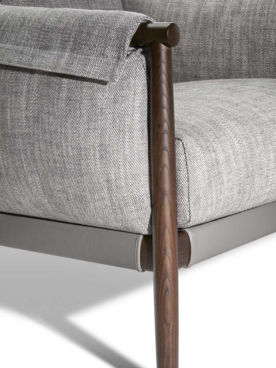 poltrona frau times lounge armchair
