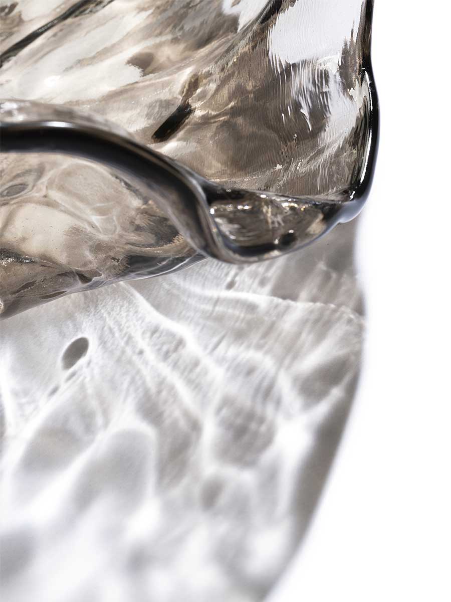 Water Illusion Vase