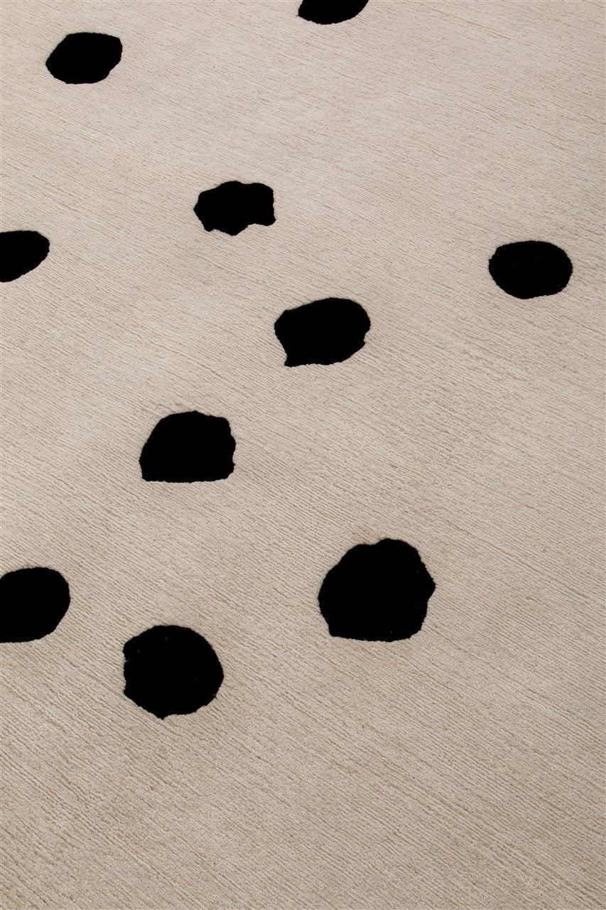 Twenty-One Dots