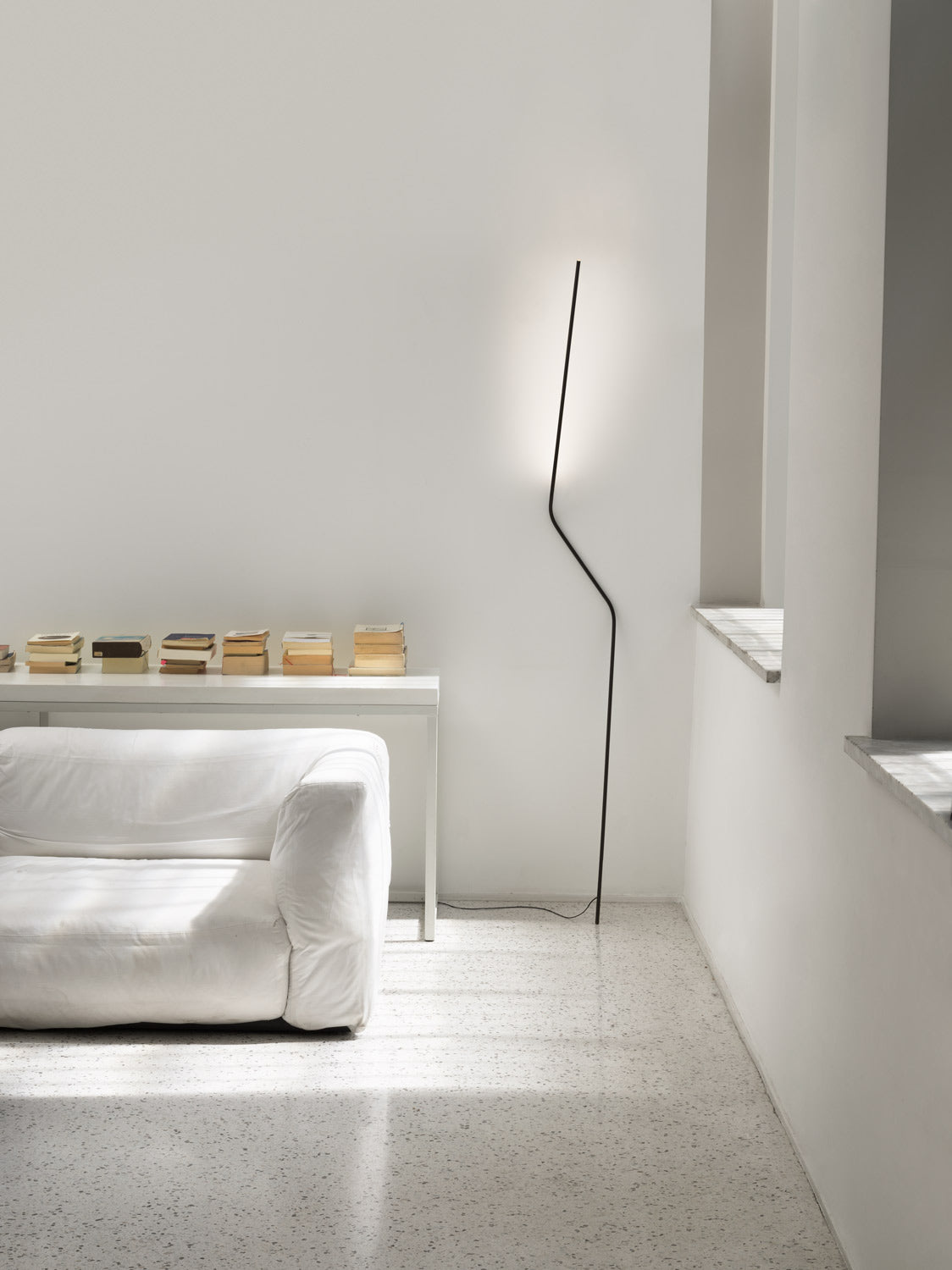 Neo Wall Light