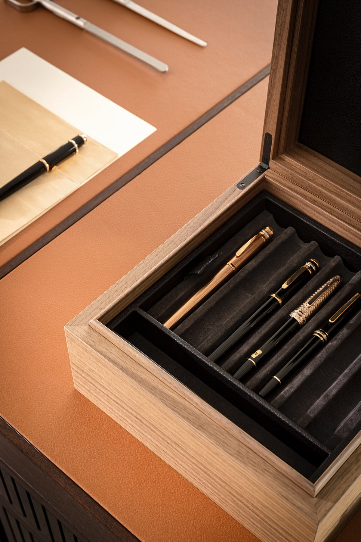 Pens Box