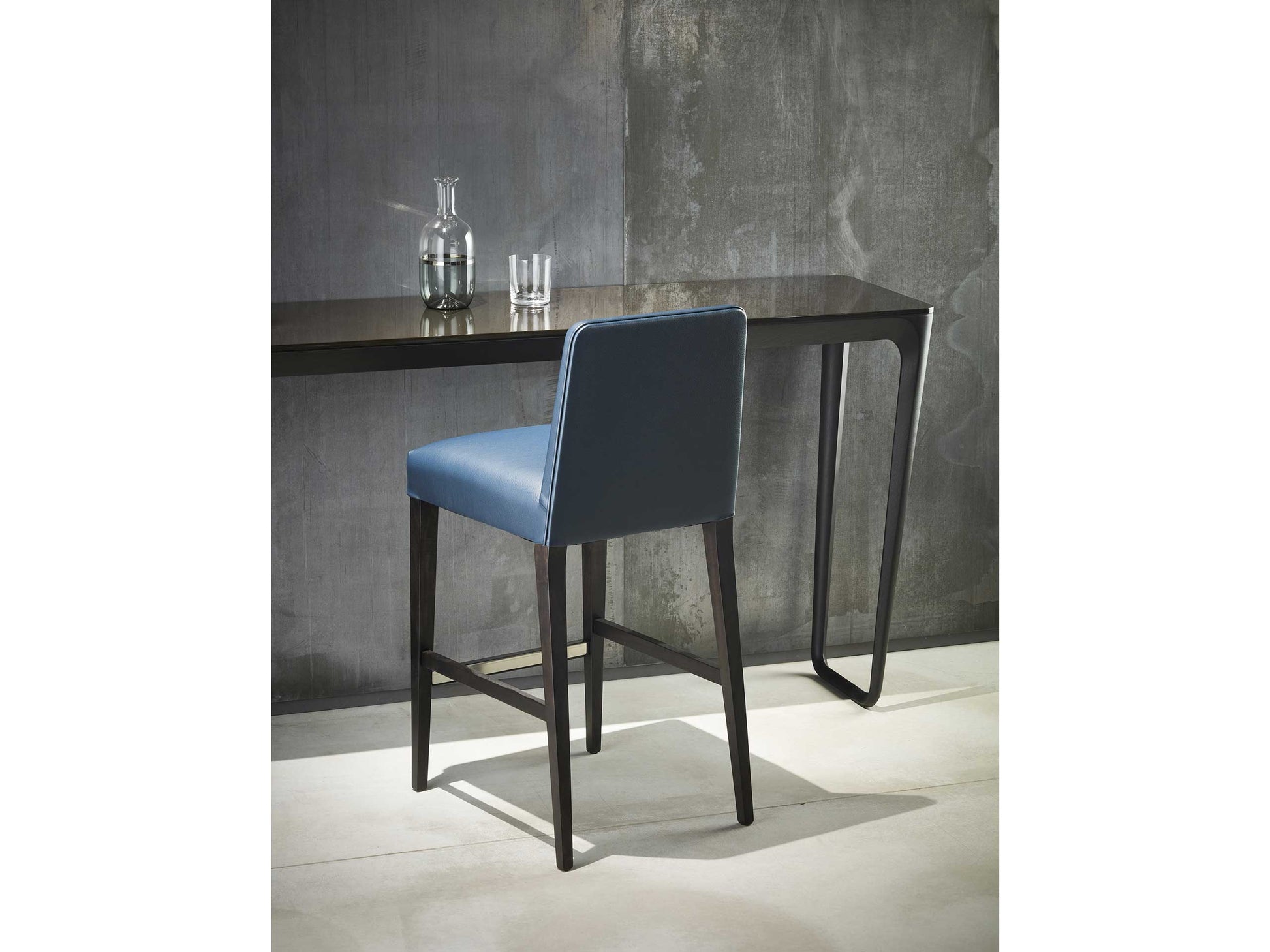 Classic Stool