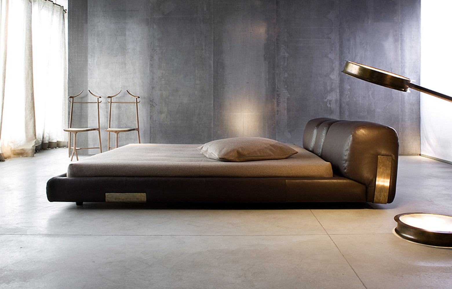 Dc Bed