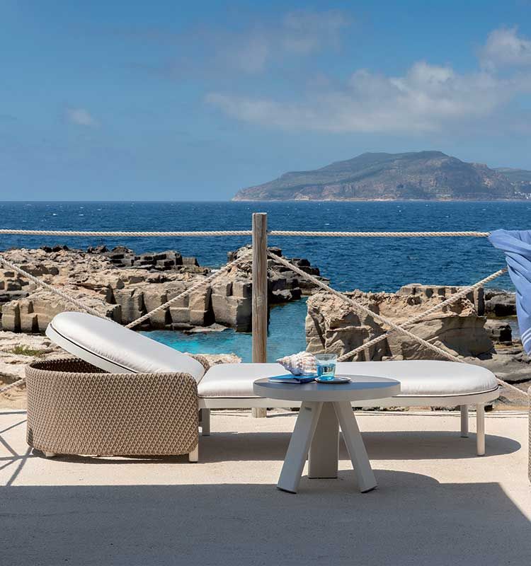 Esedra Sunbed