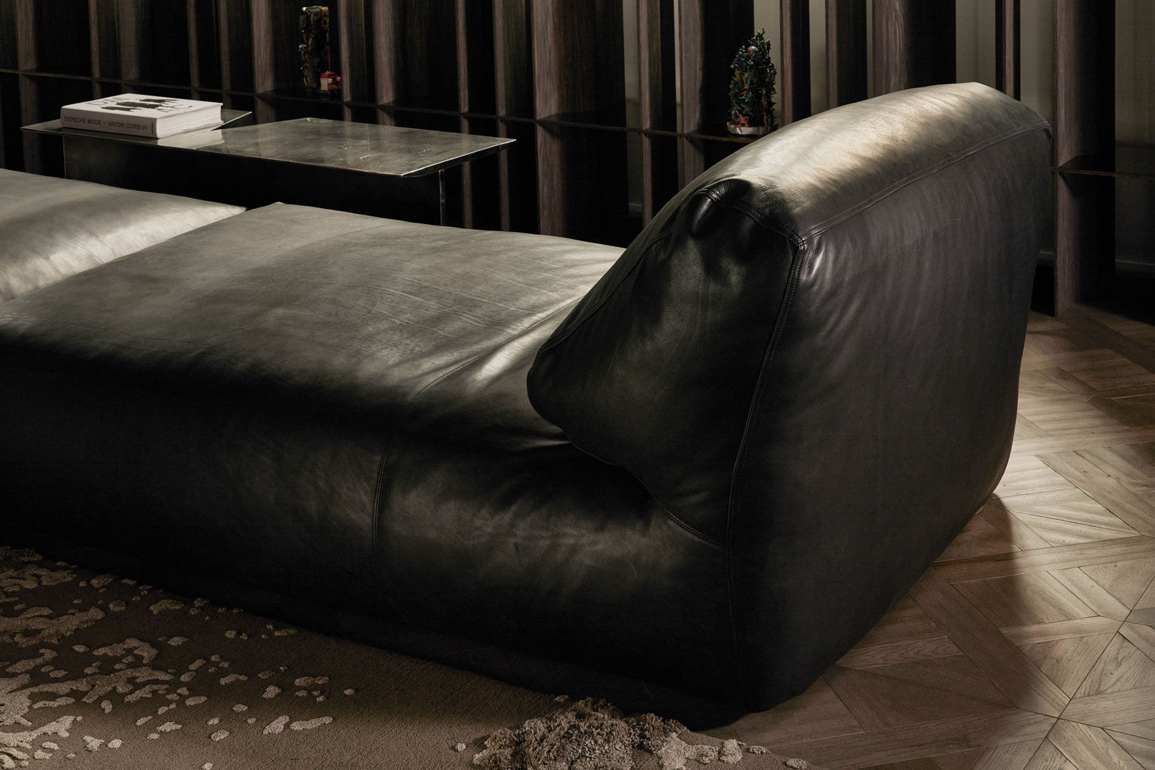 Oblio Sofa