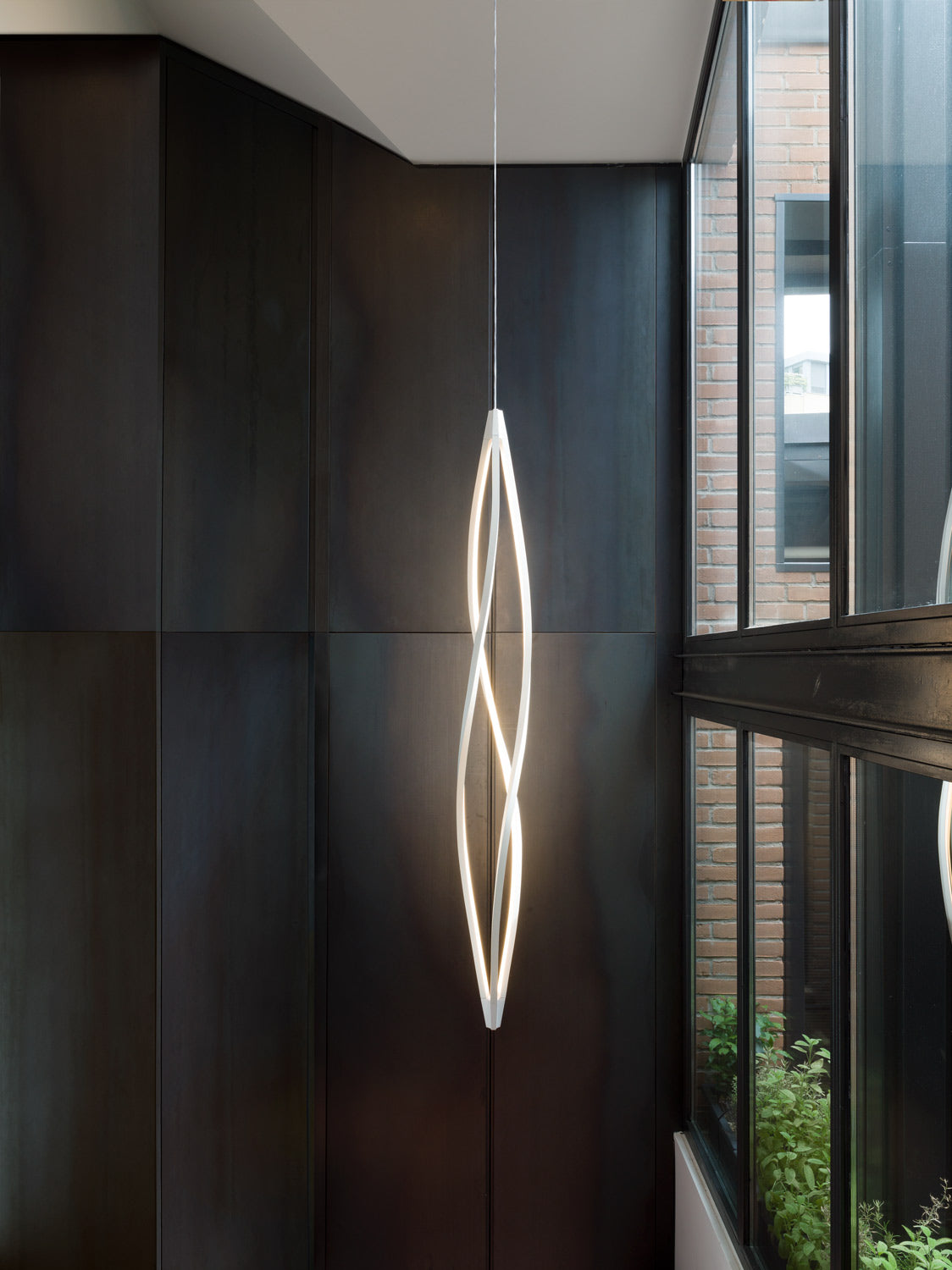 In The Wind Pendant Vertical Ceiling Light