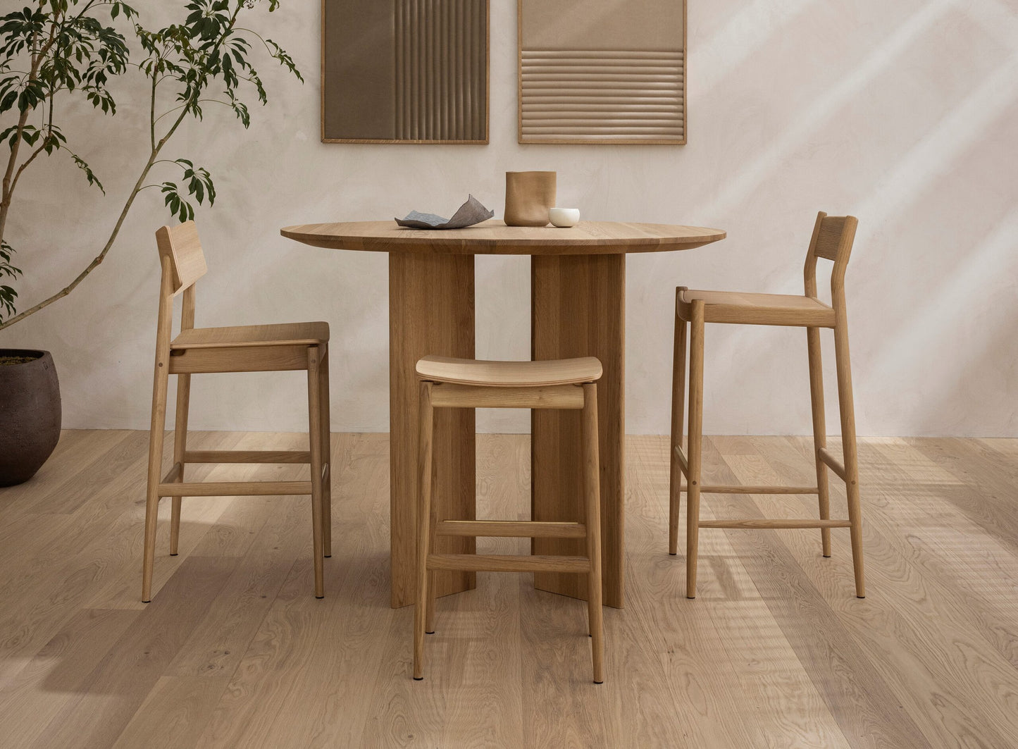 A-BS02 | Bar Stool