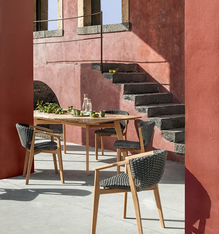 Knit Xl Dining Table