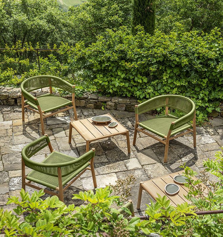 Kilt Lounge Armchair