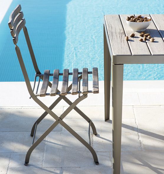 Laren Fold-Up Chair