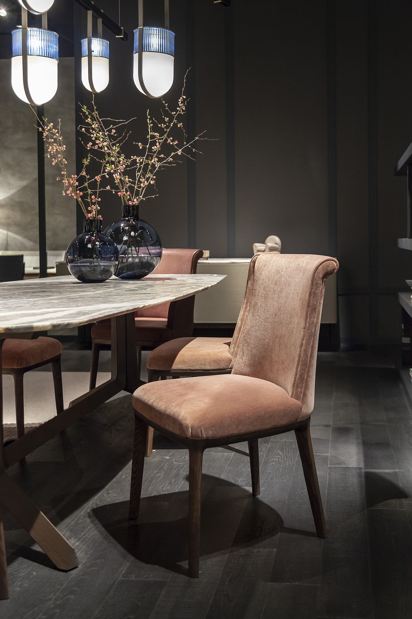 poltrona frau diva chair