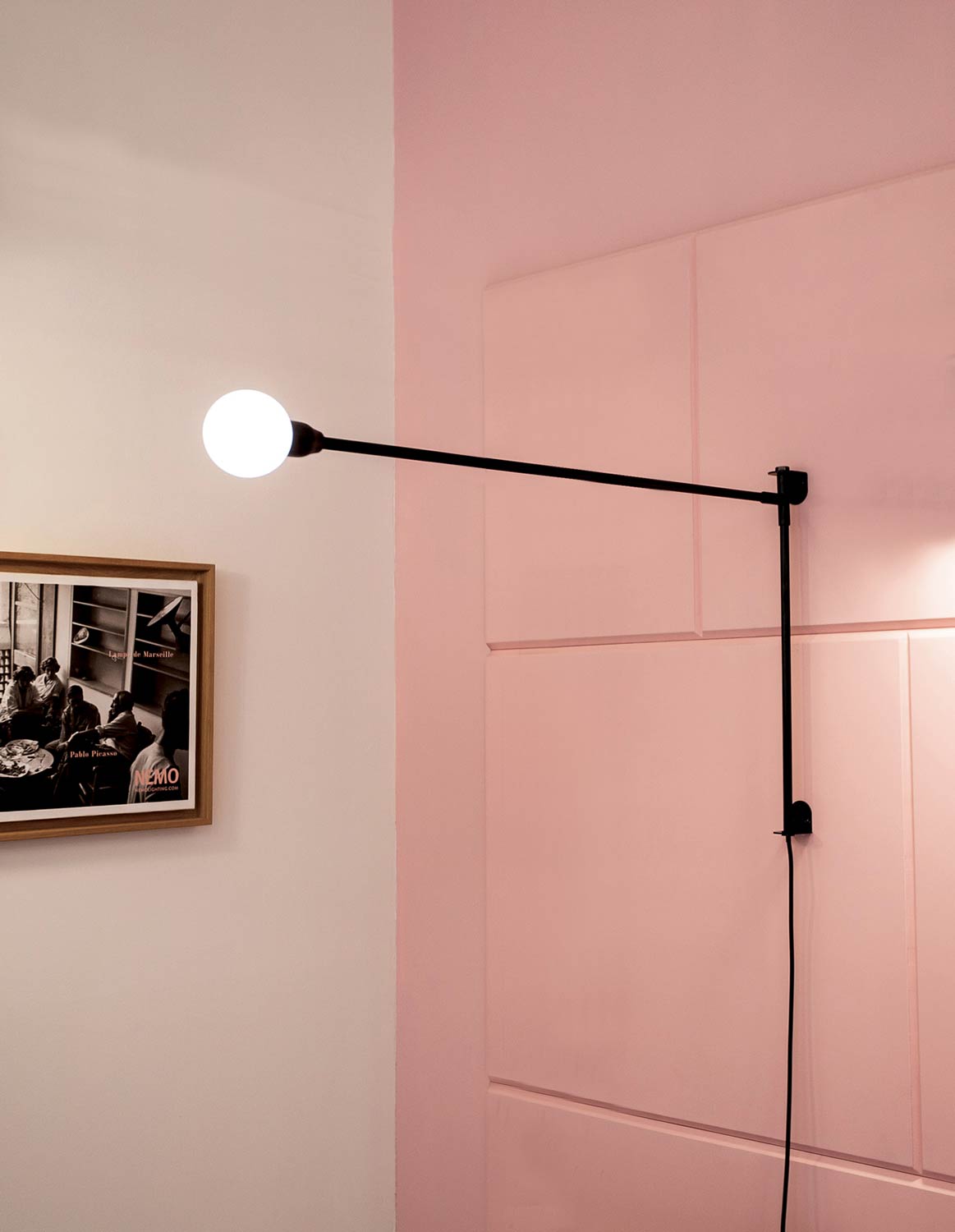 Mini Potence Pivotante Wall Light