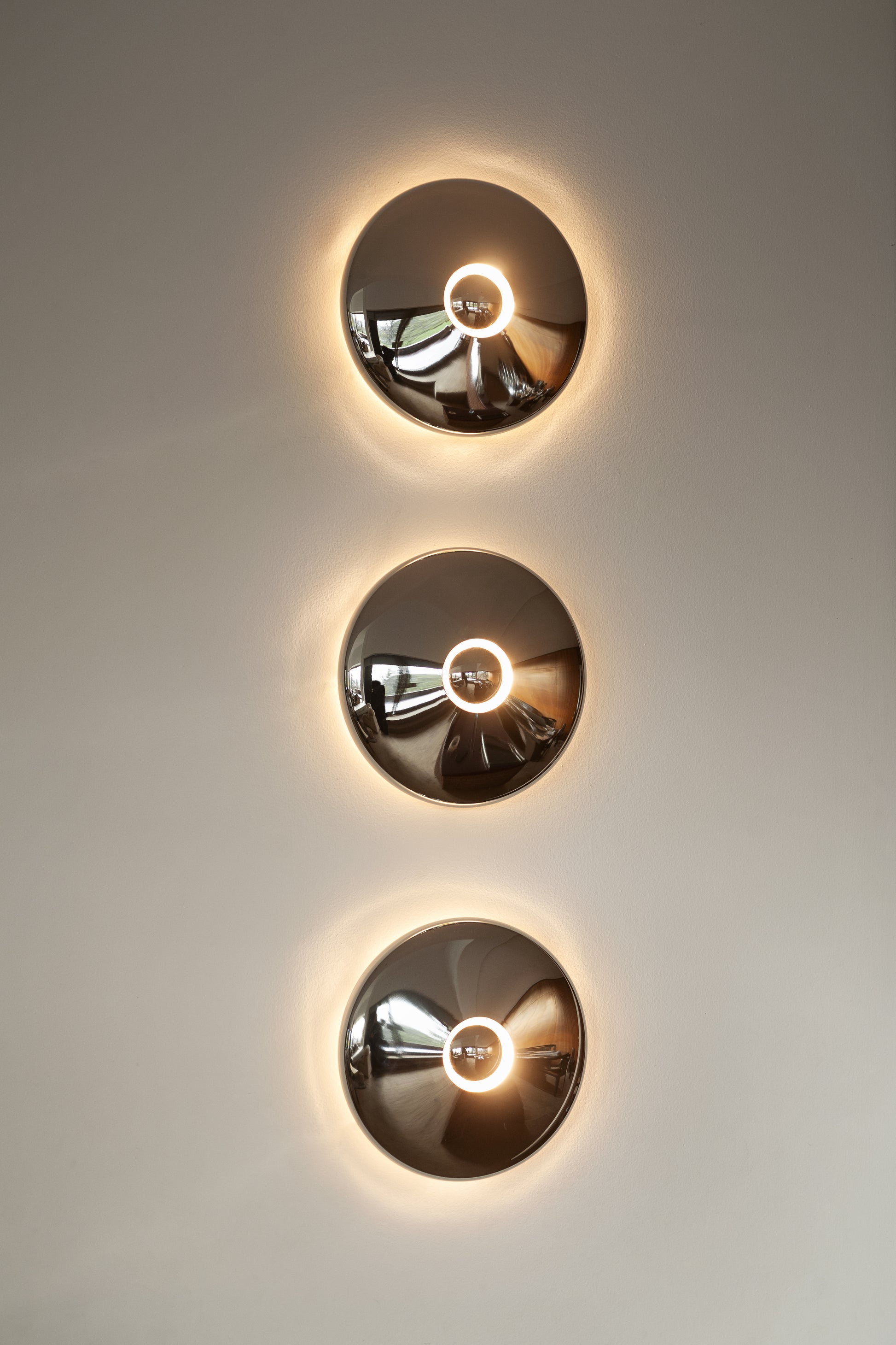 Andrea Wall Light