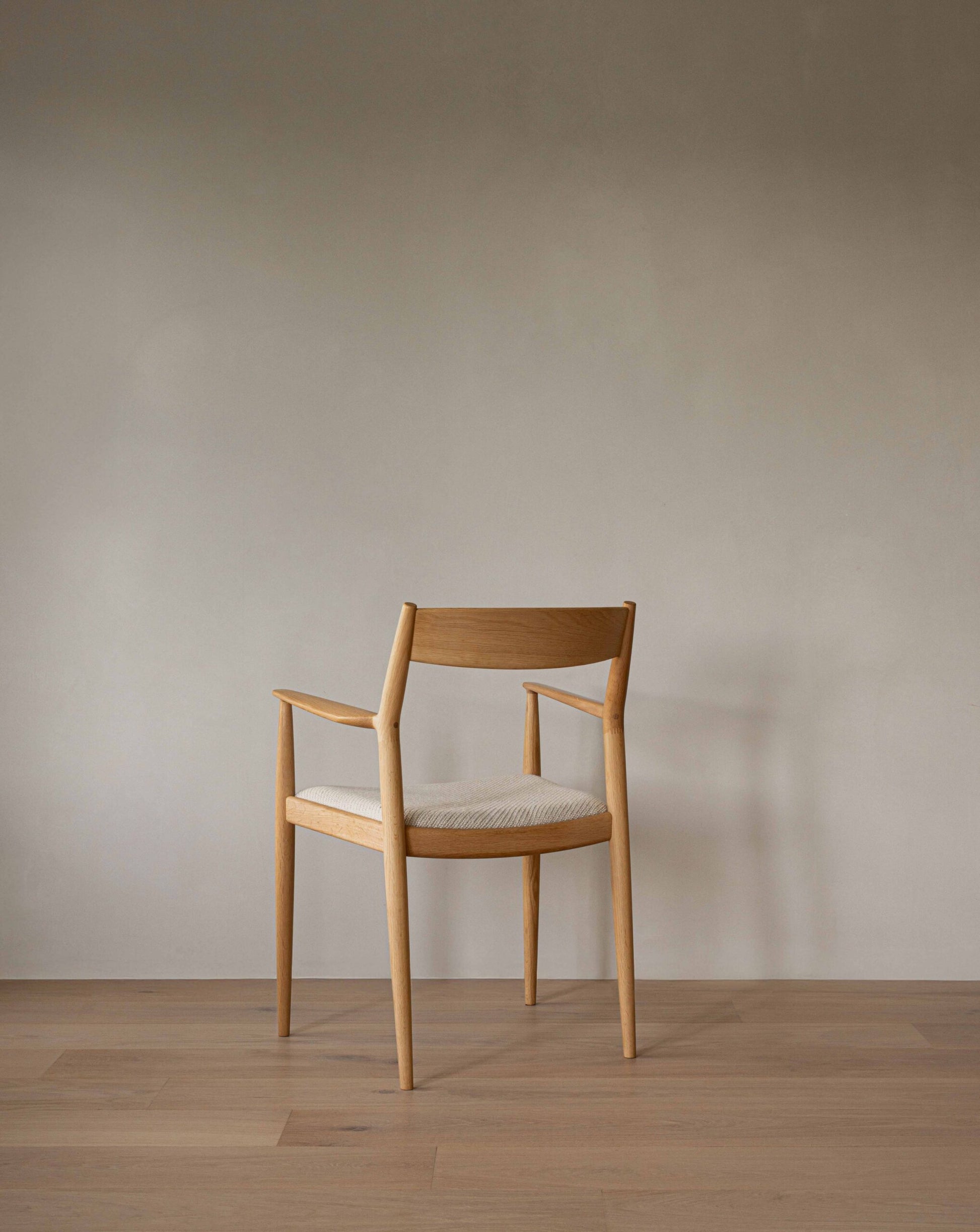 N–DC01 | Dining Chair