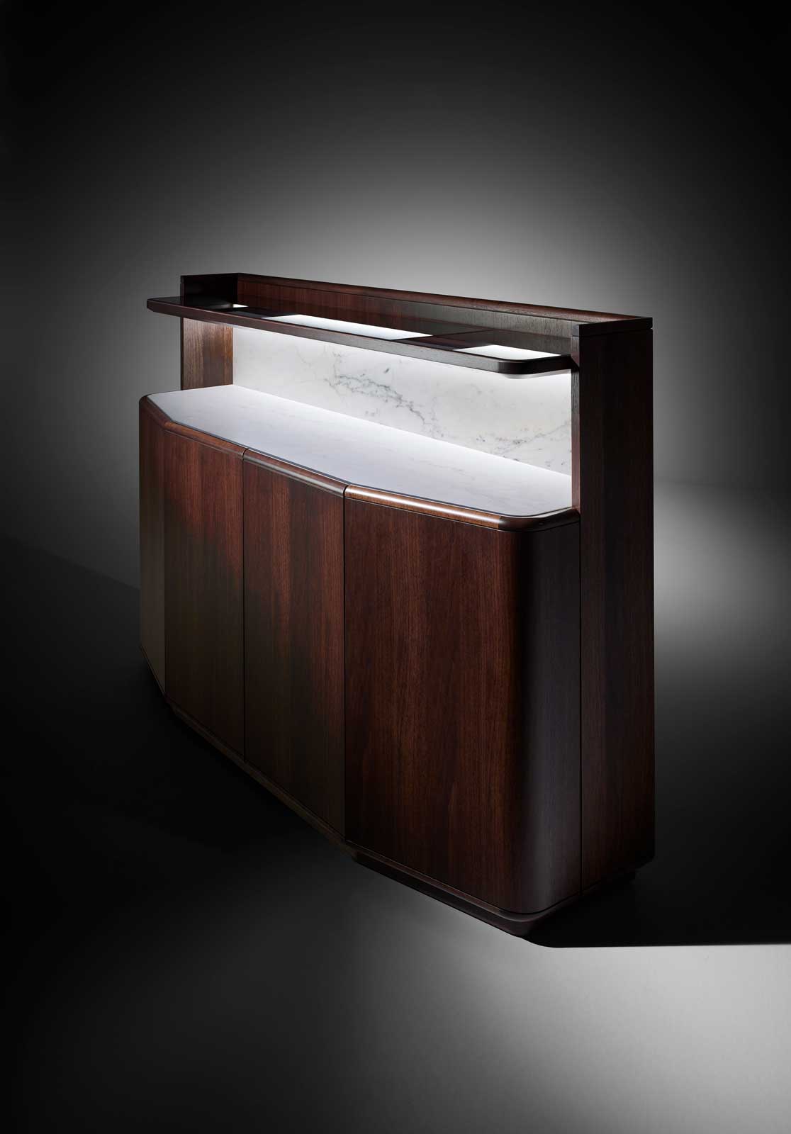 Skilful Credenza