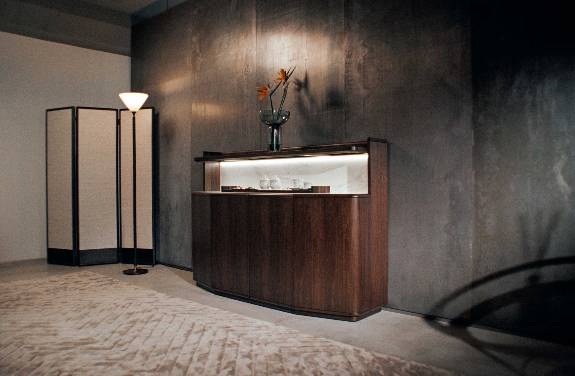 Skilful Credenza