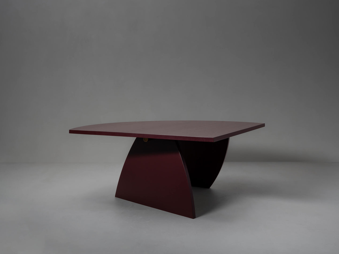 T-ELEMENTS ∙ DINING TABLE