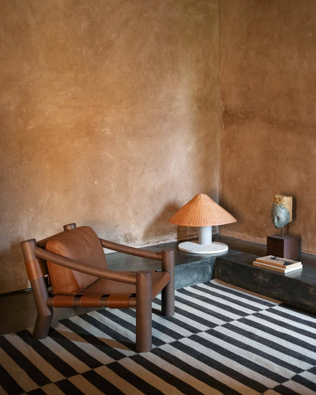 Alma Table Lamp