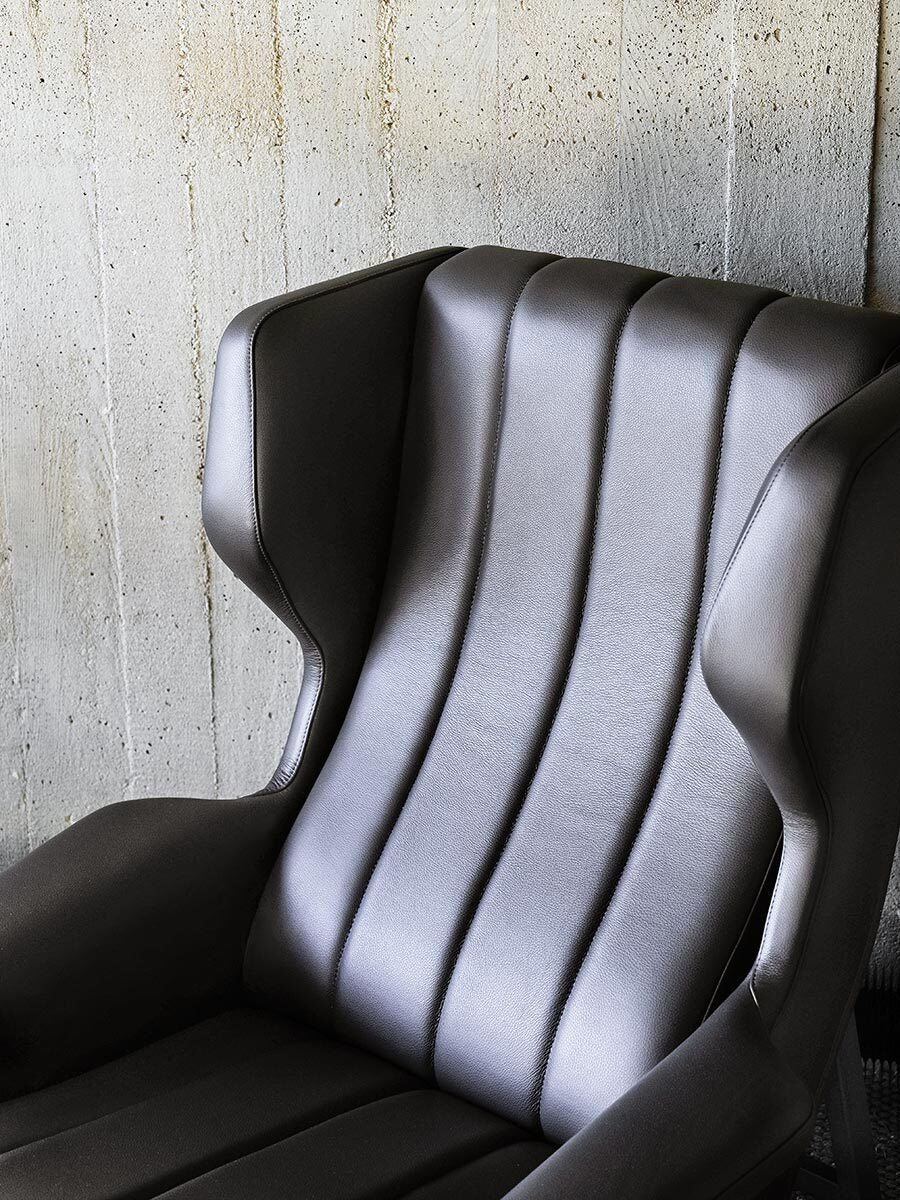 Giulia Armchair