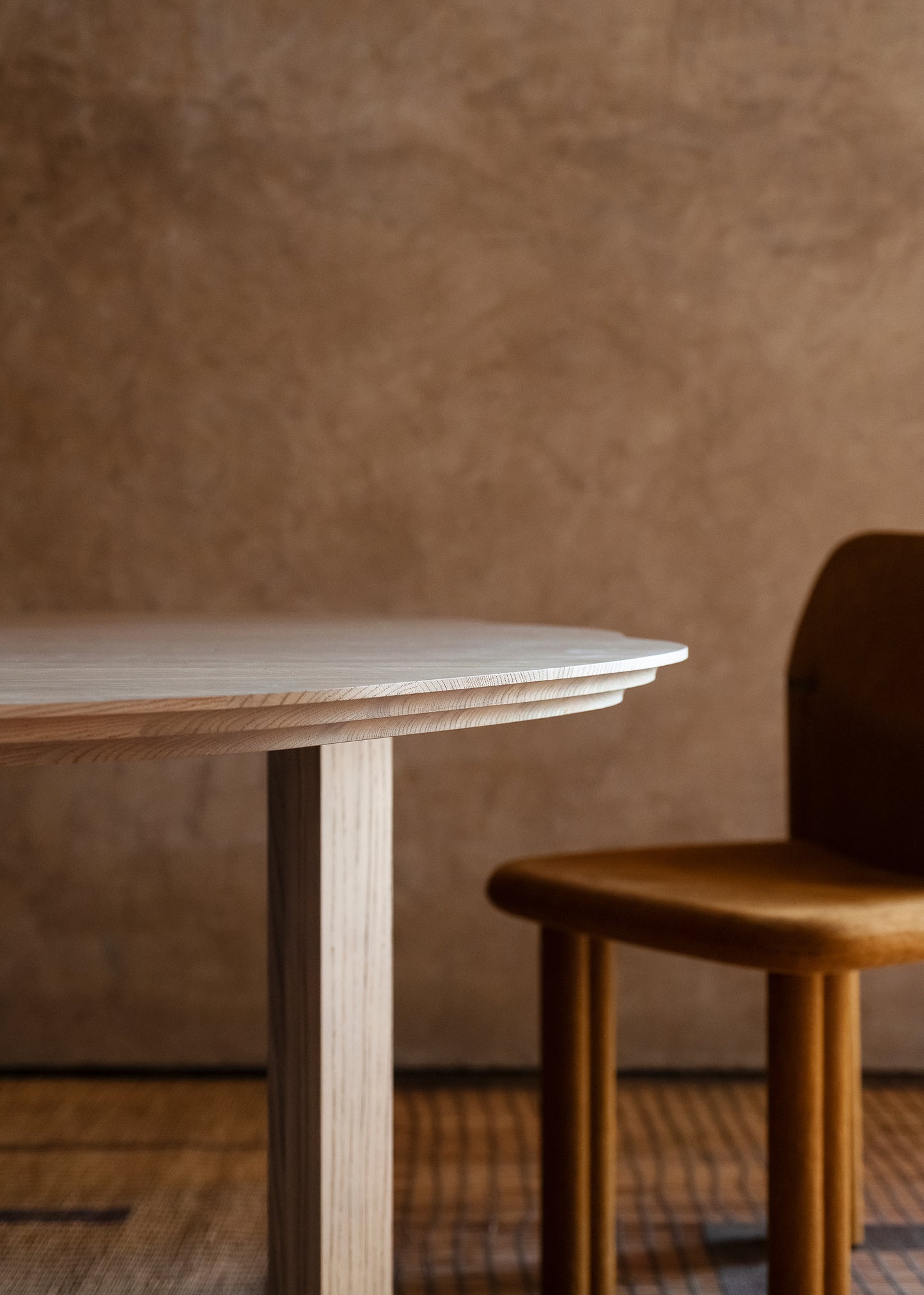 Parker Dining Table