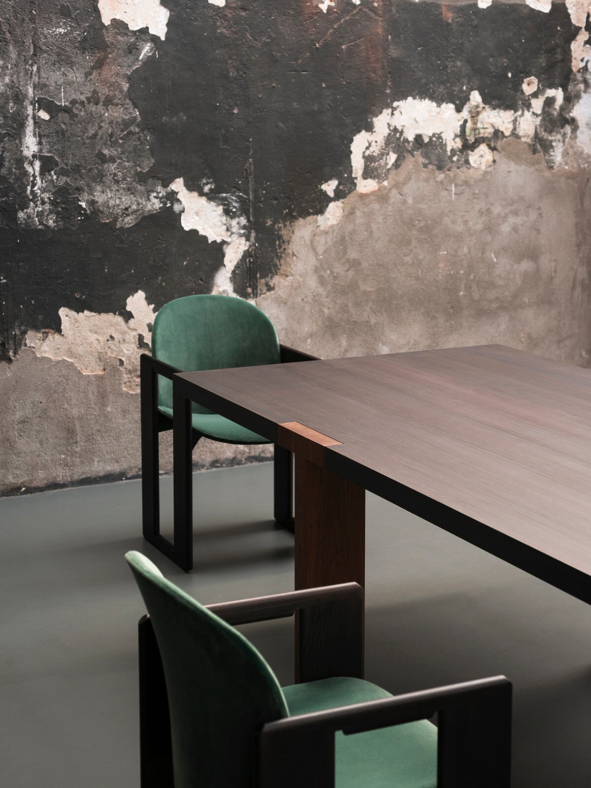 T–Table Dining Table
