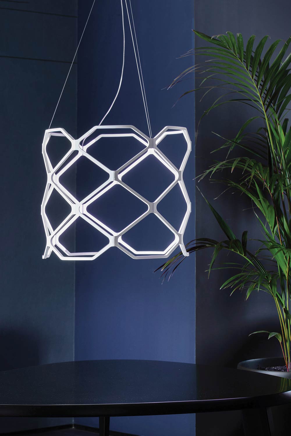 Titia Ceiling Light