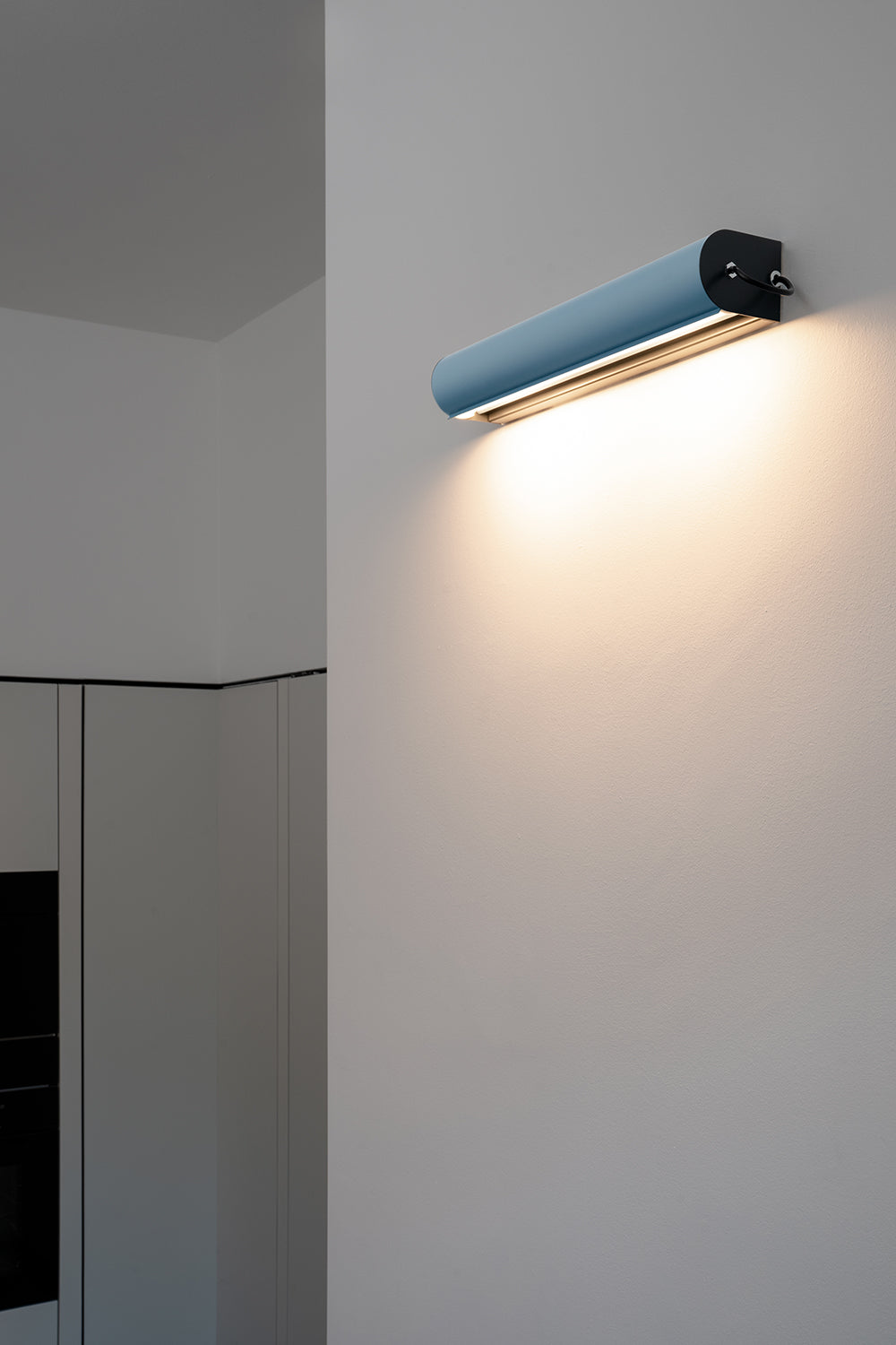 Applique Cylindrique Longue Wall Light