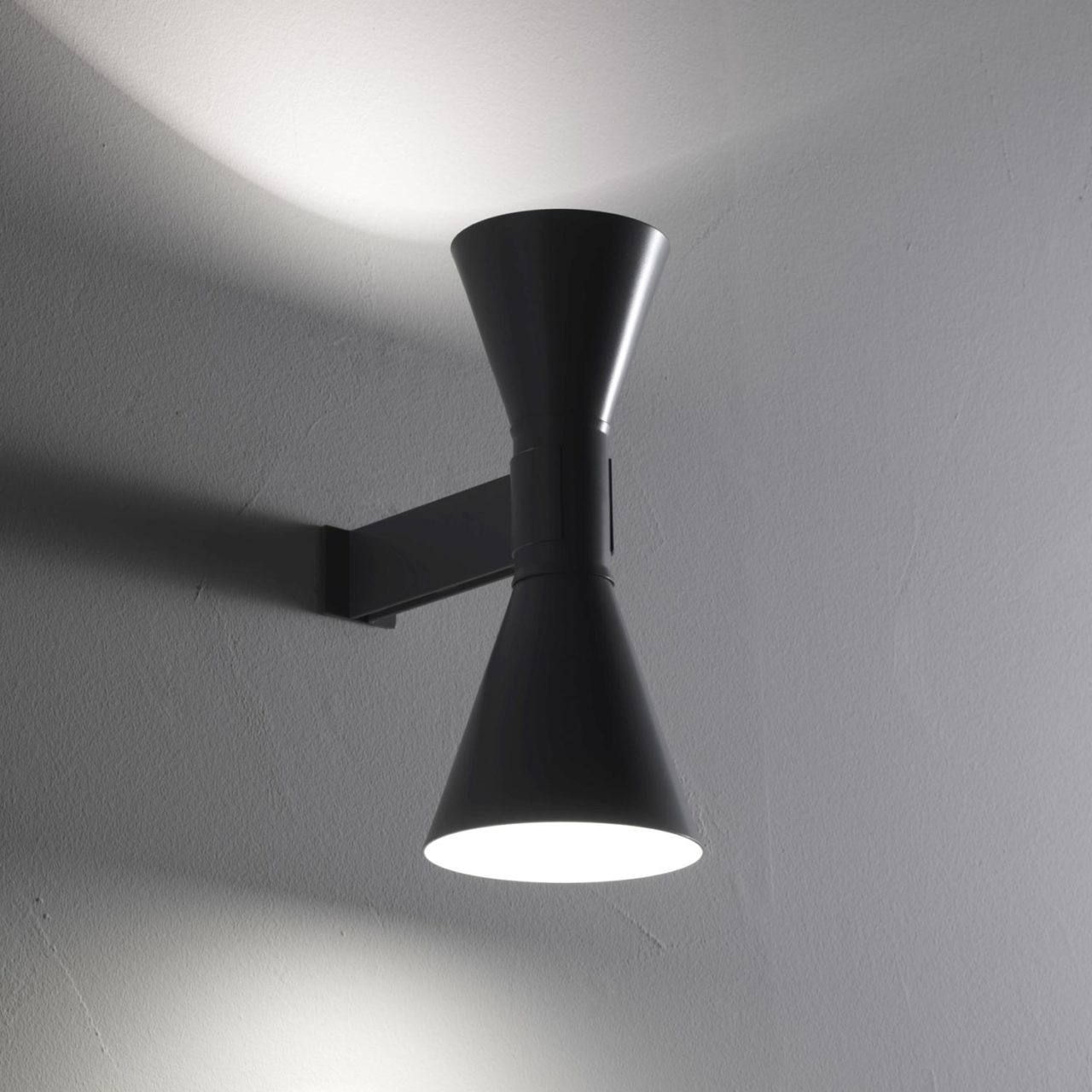 Applique De Marseille Wall Light