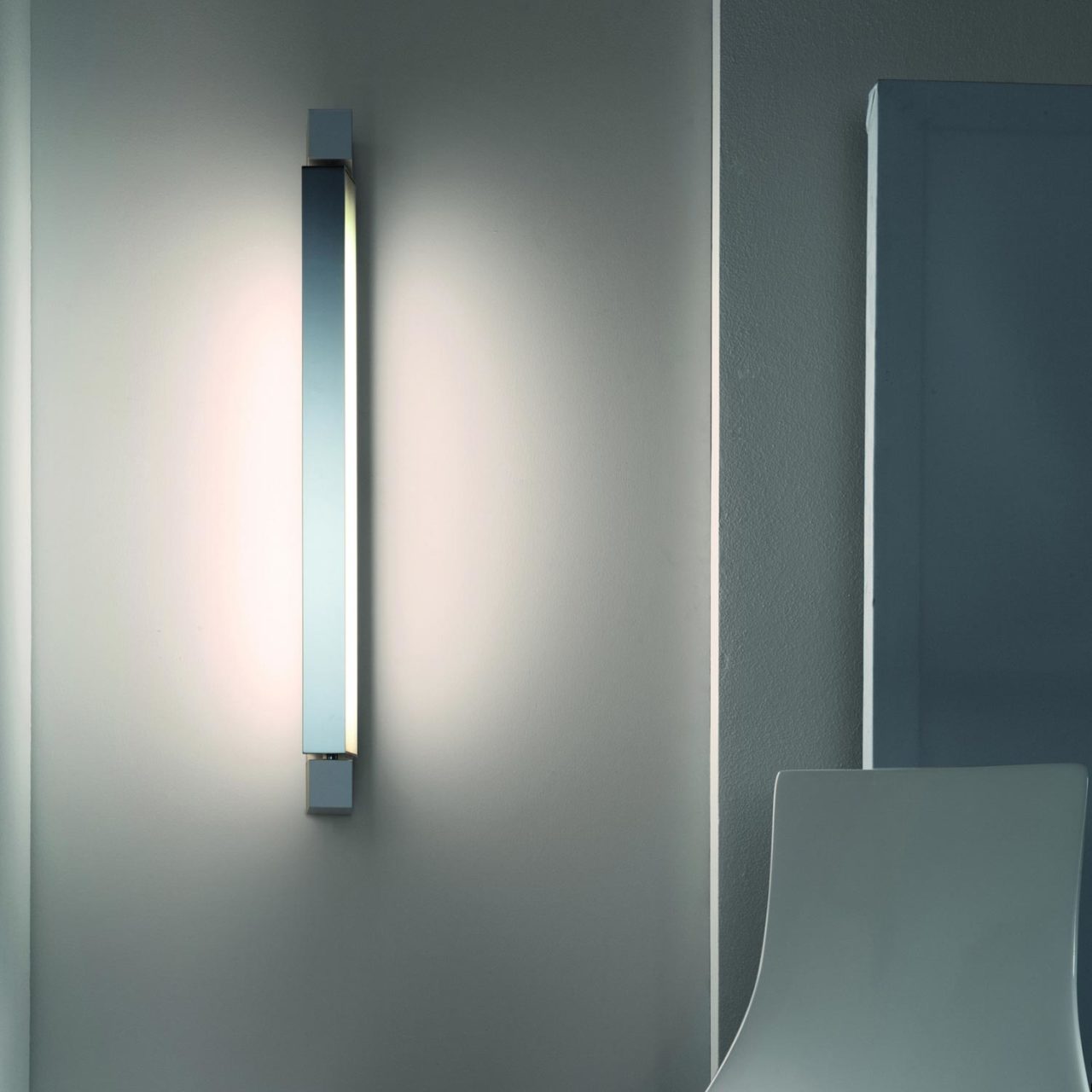 Ara Wall Light