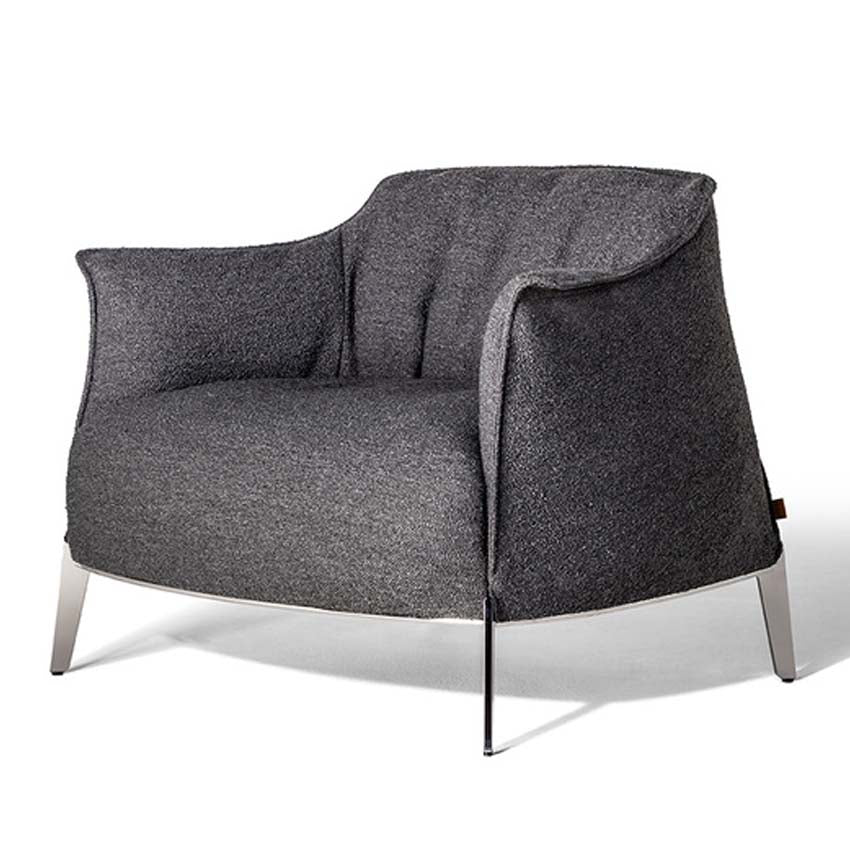 Archibald Gran Comfort Armchair