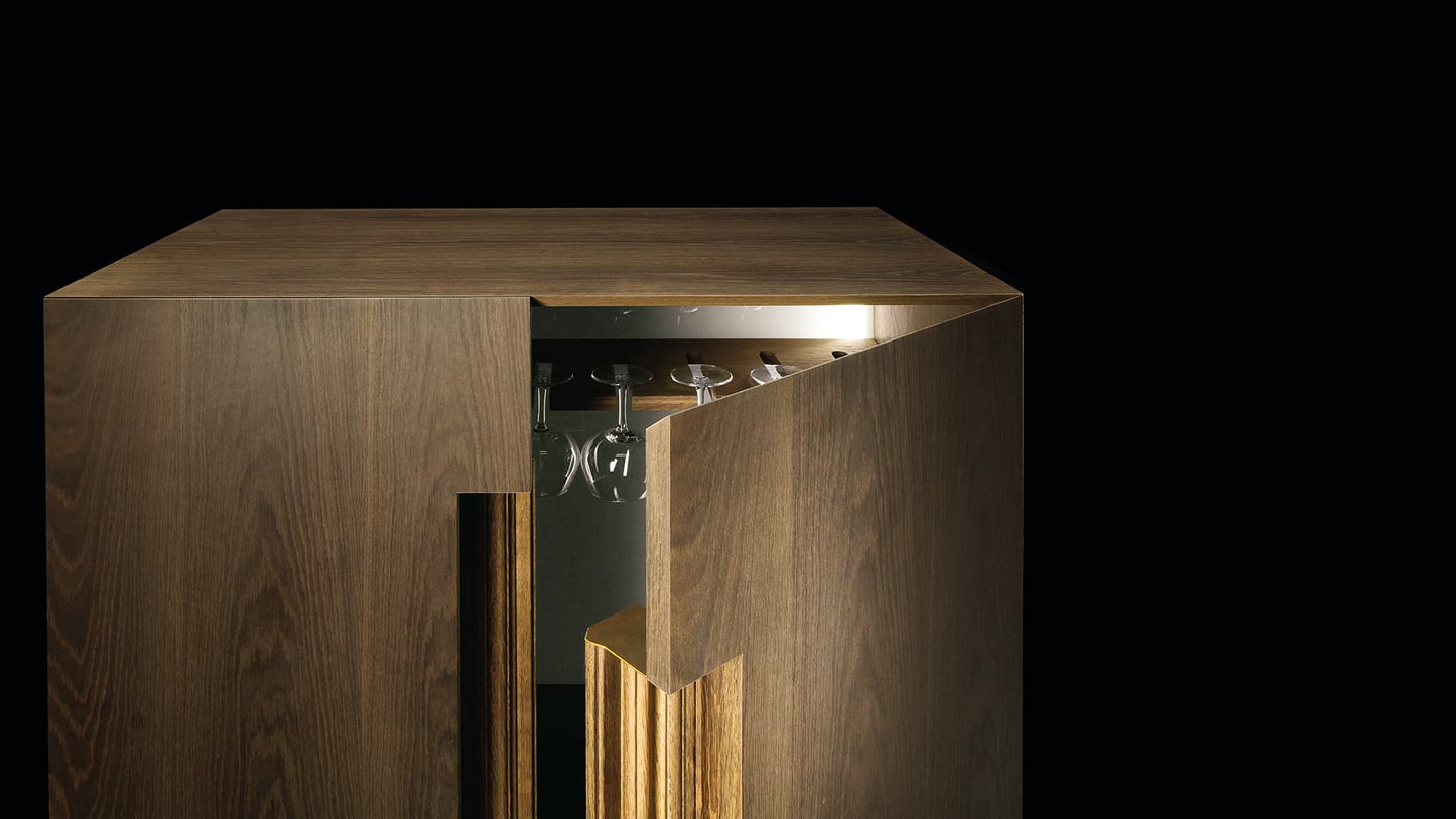 Frame Cabinet