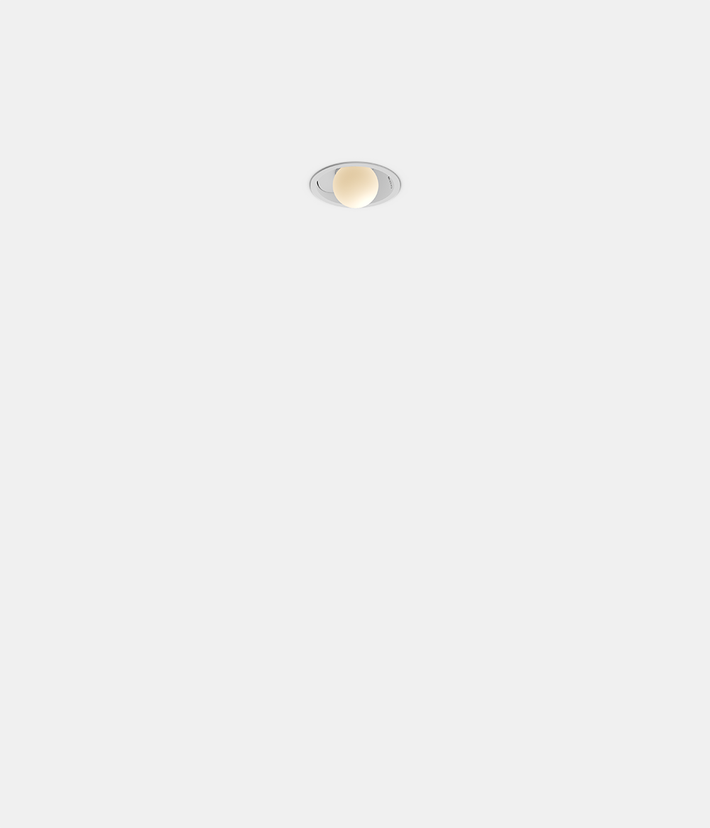 Coro Moon Piano Edge Spotlight