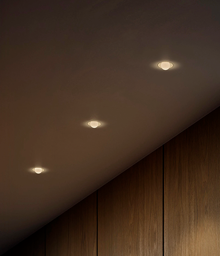 Coro Moon Piano Pure Spotlight