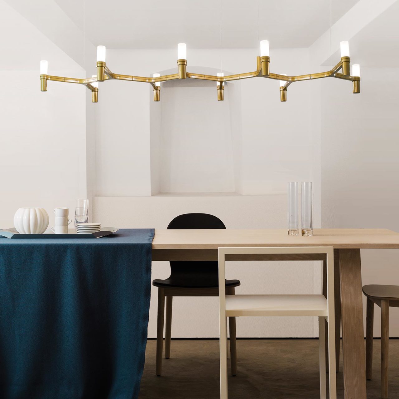 Crown Plana Linea Ceiling Light