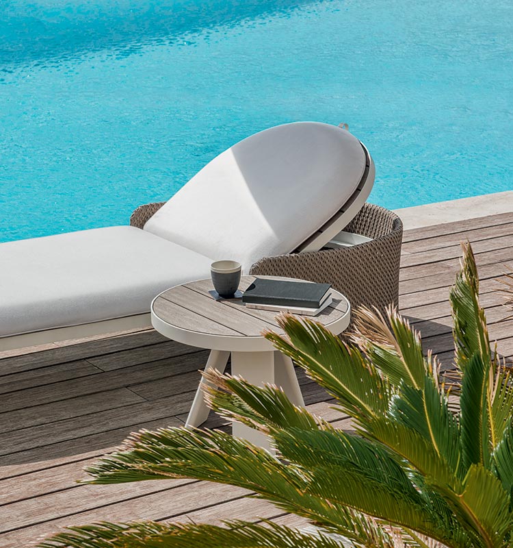 Esedra Sunbed