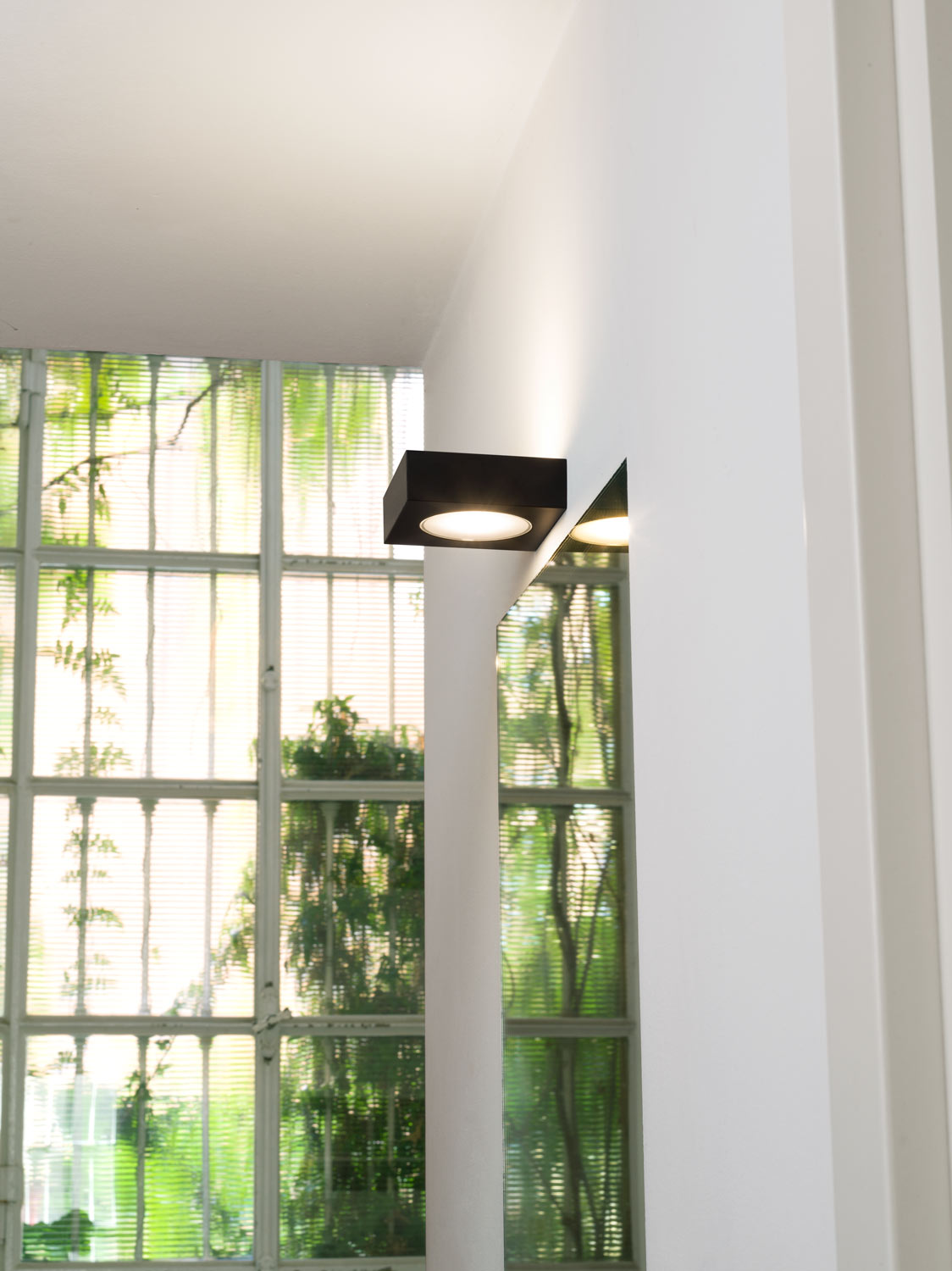 Fix Ceiling Light