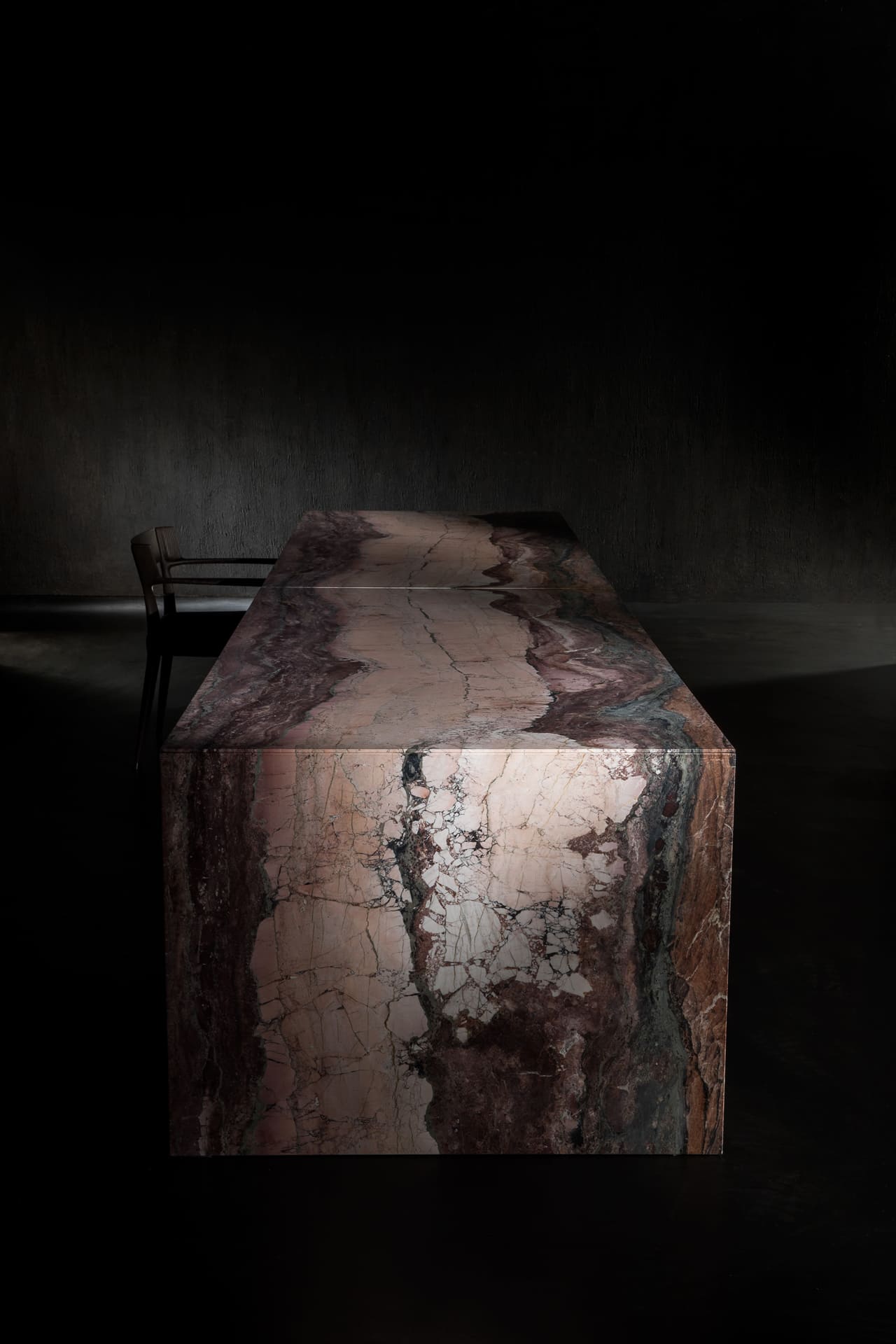 Alter Ego Dining Table
