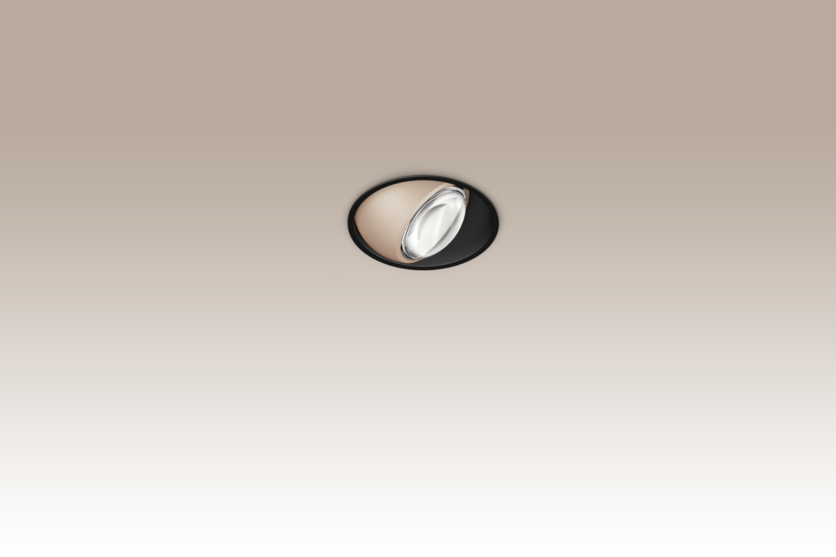 IO Piano Edge Spotlight