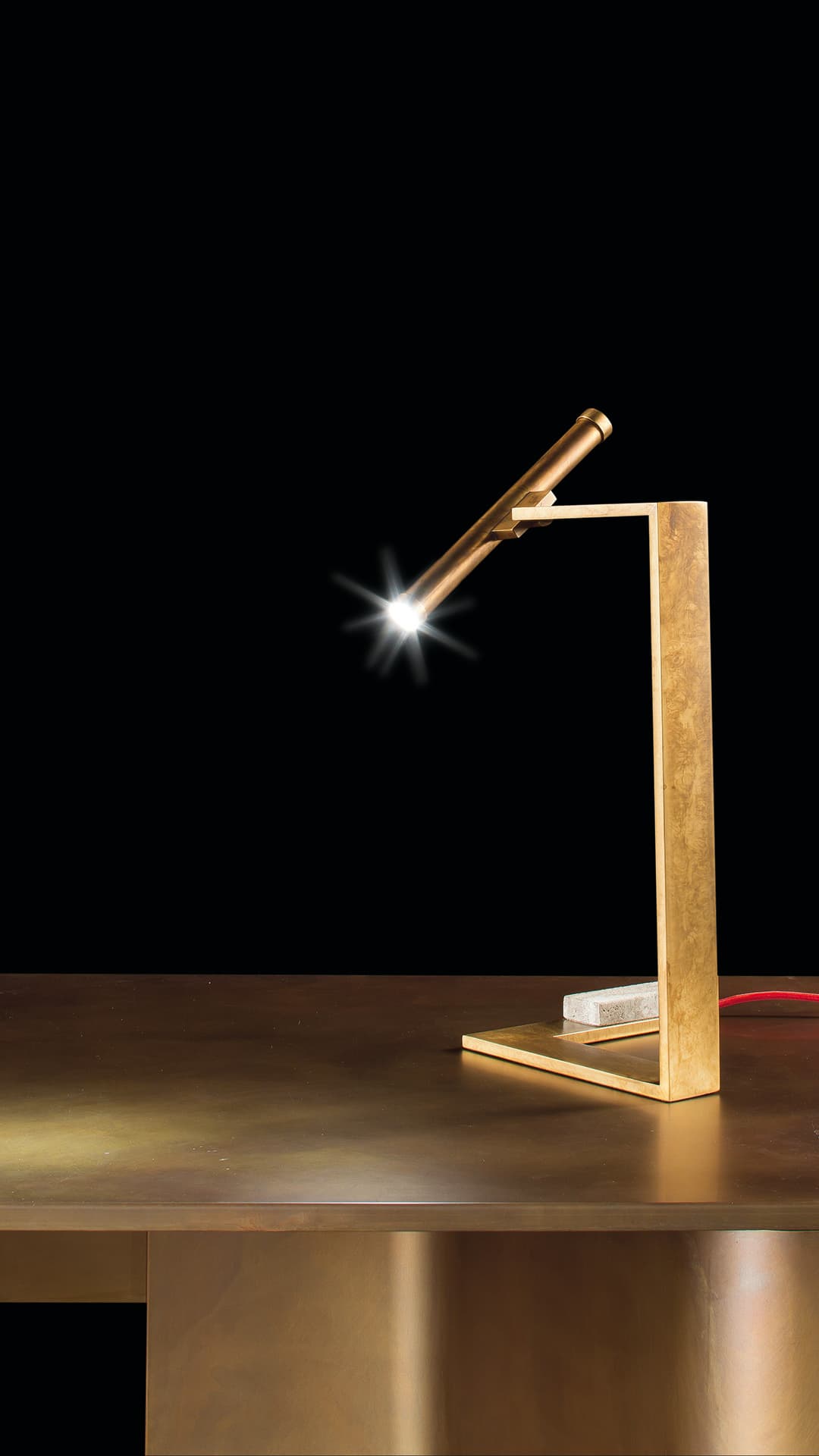 Flat Table Lamp