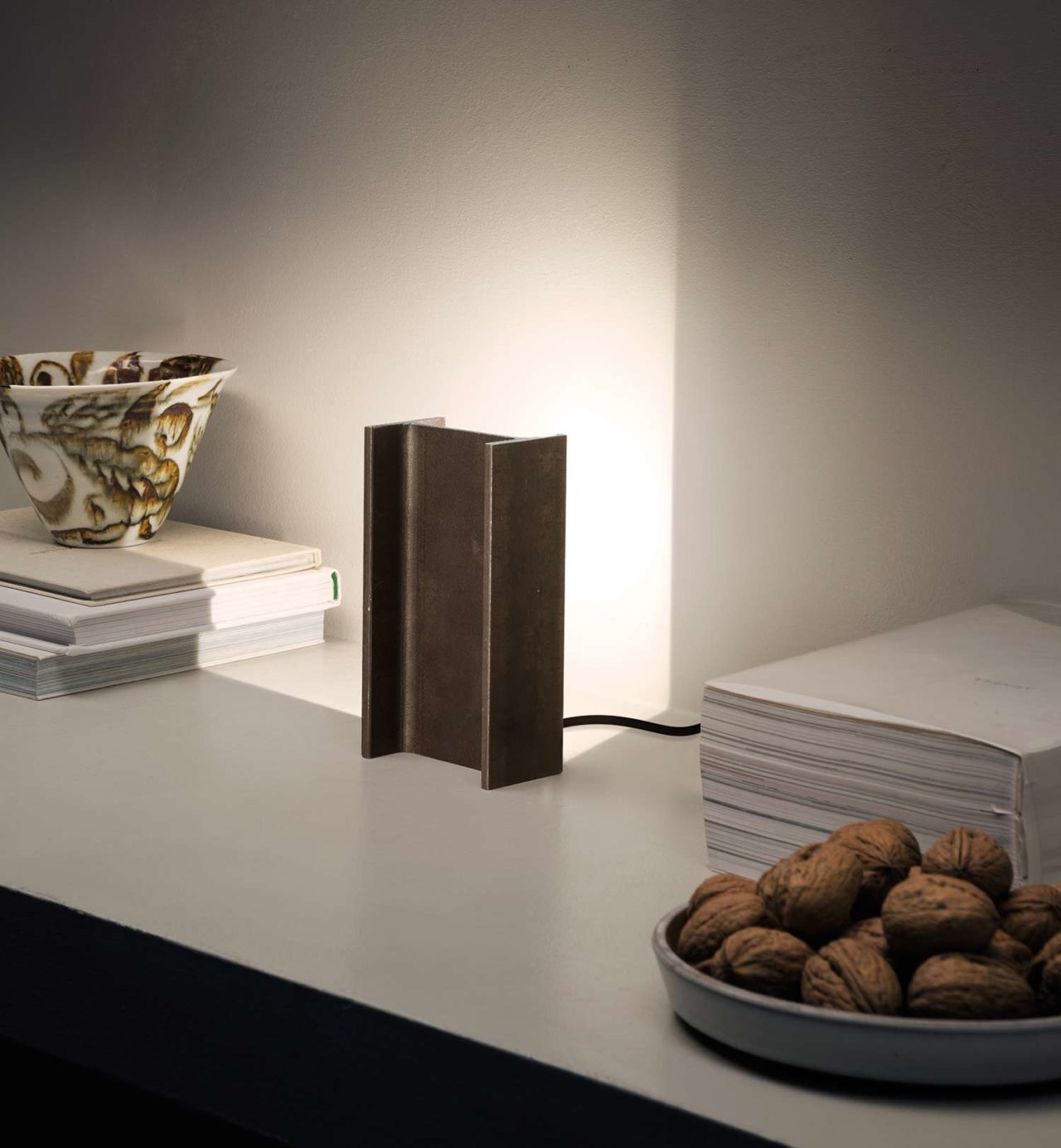 Mini Mais Plus Que Cela Je Ne Peux Pas Table Lamp