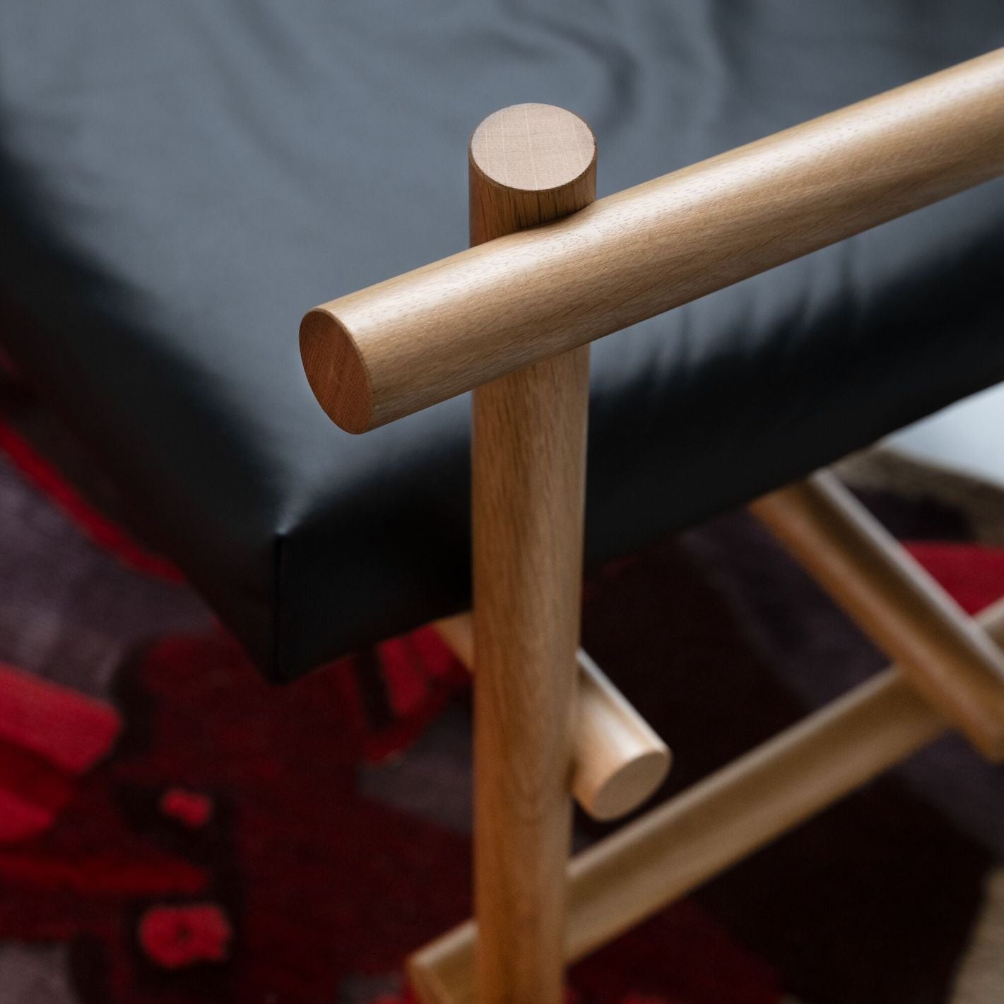 Muecke Lounge Chair