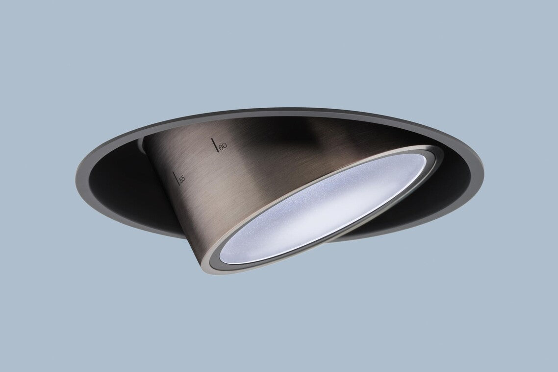 Lui Piano Edge Spotlight
