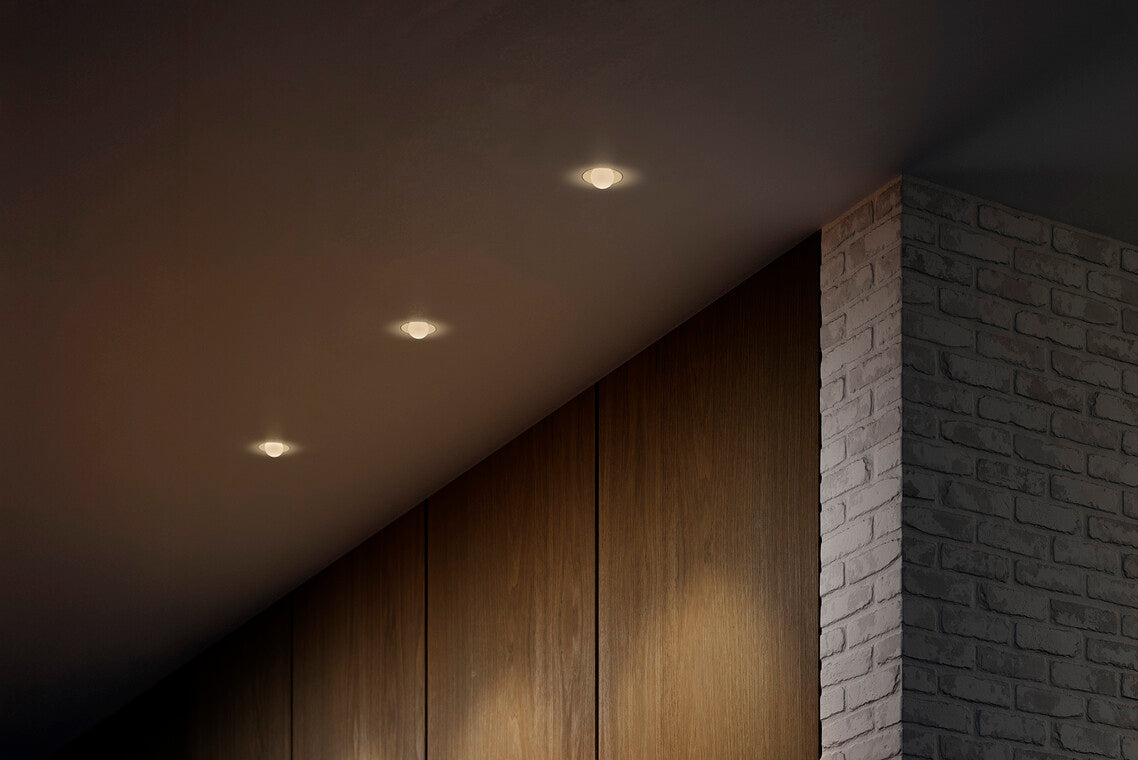 Coro Moon Piano Pure Spotlight