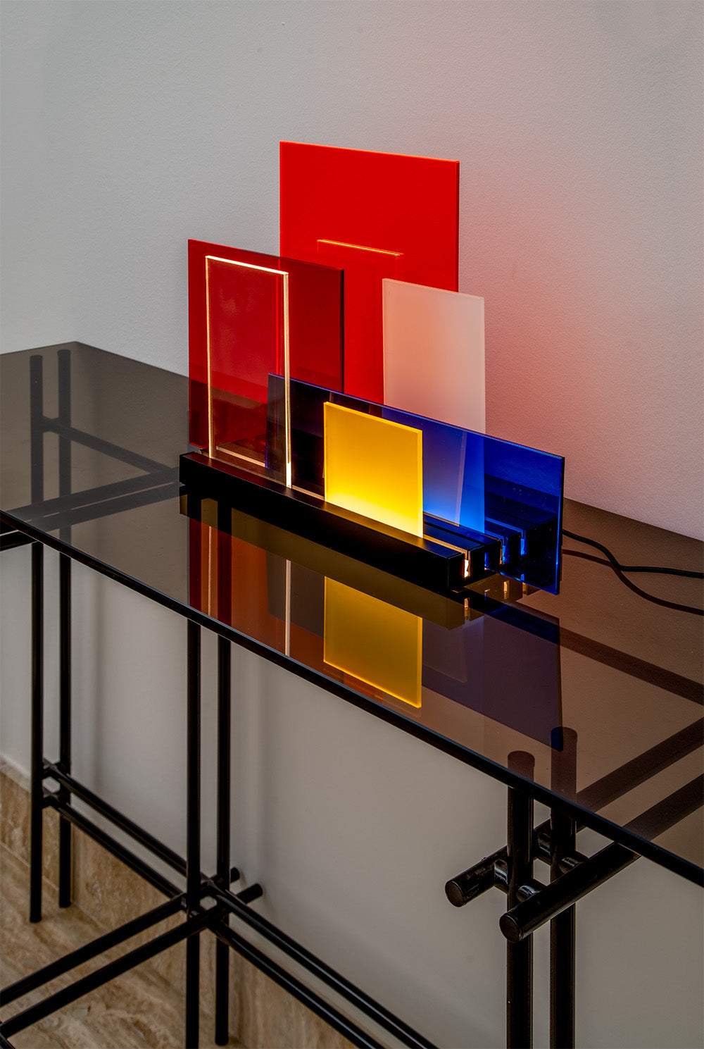 On Lines Table Lamp