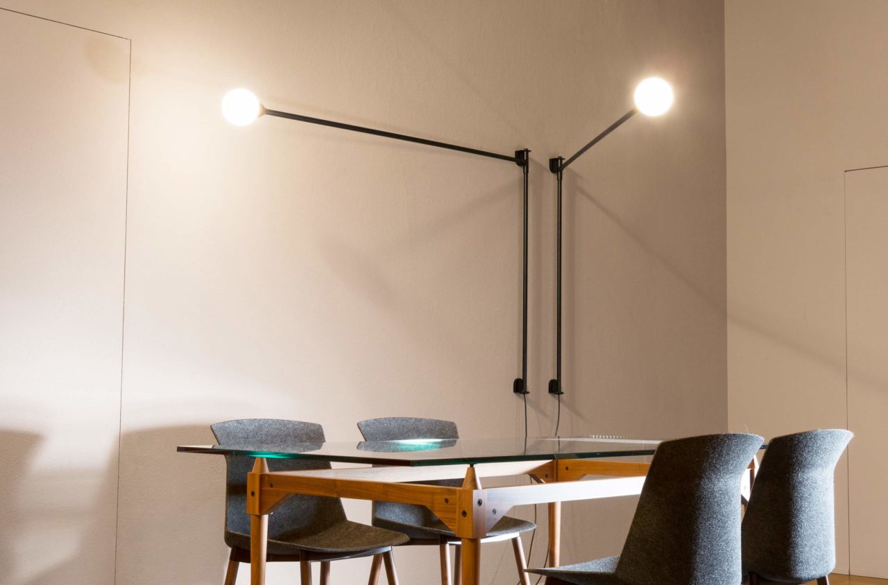 Potence Pivotante Wall Light