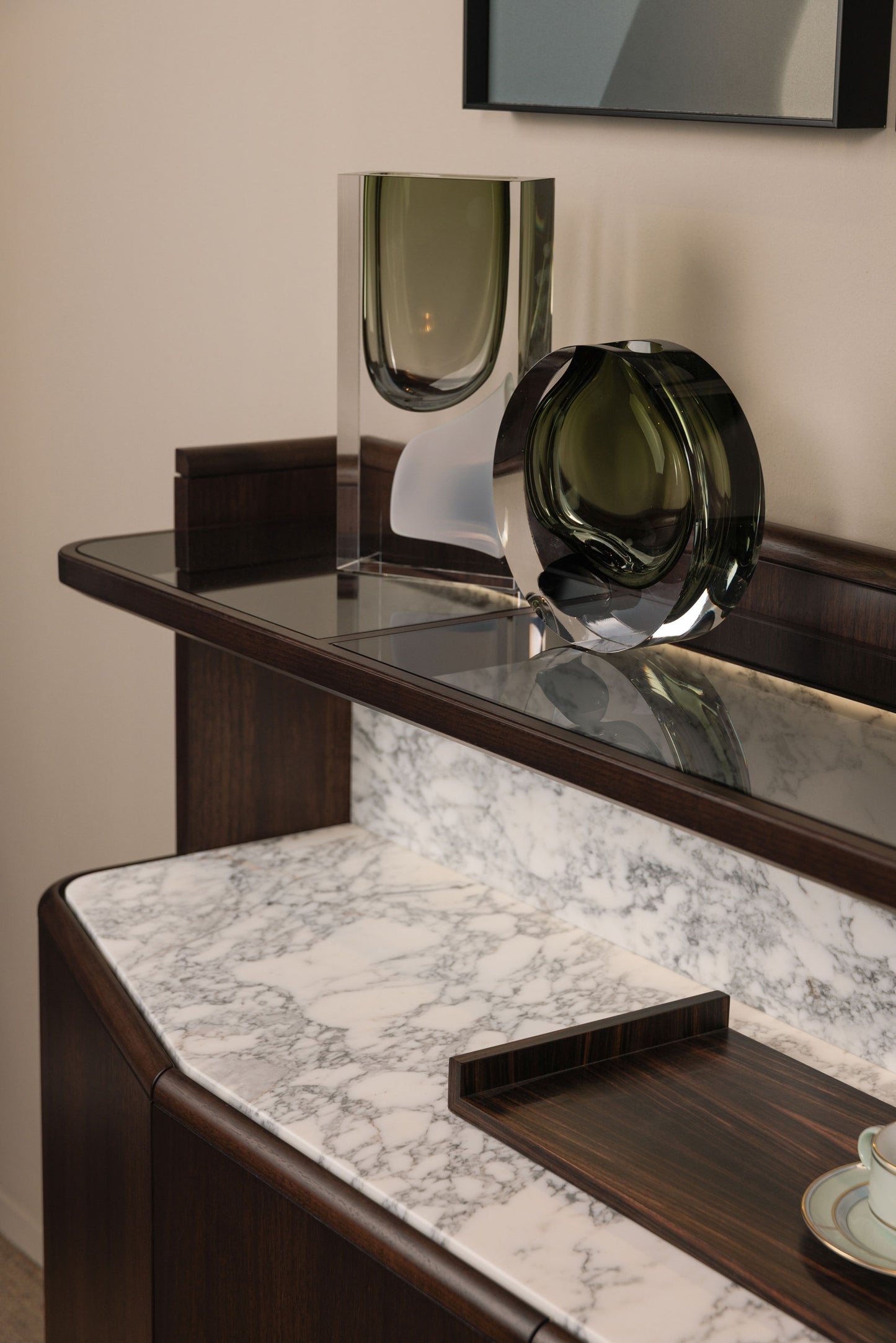 Skilful Credenza