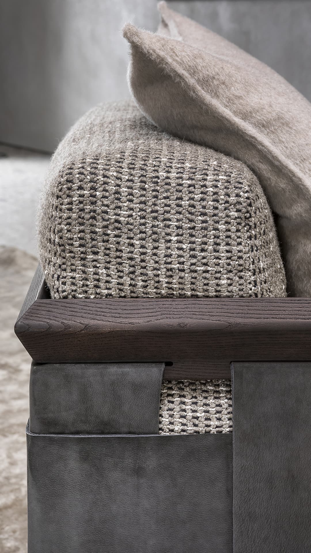 RF Sofa