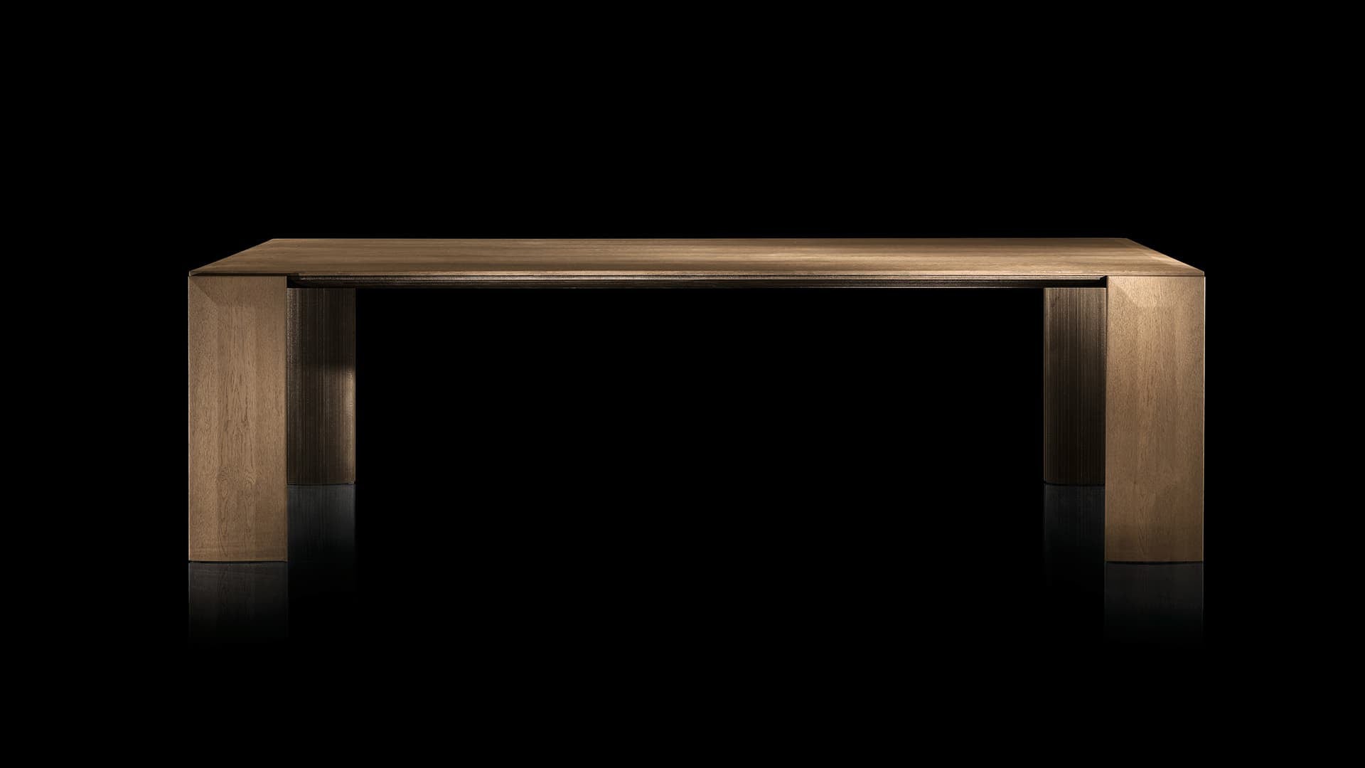 Ly-Table Dining Table