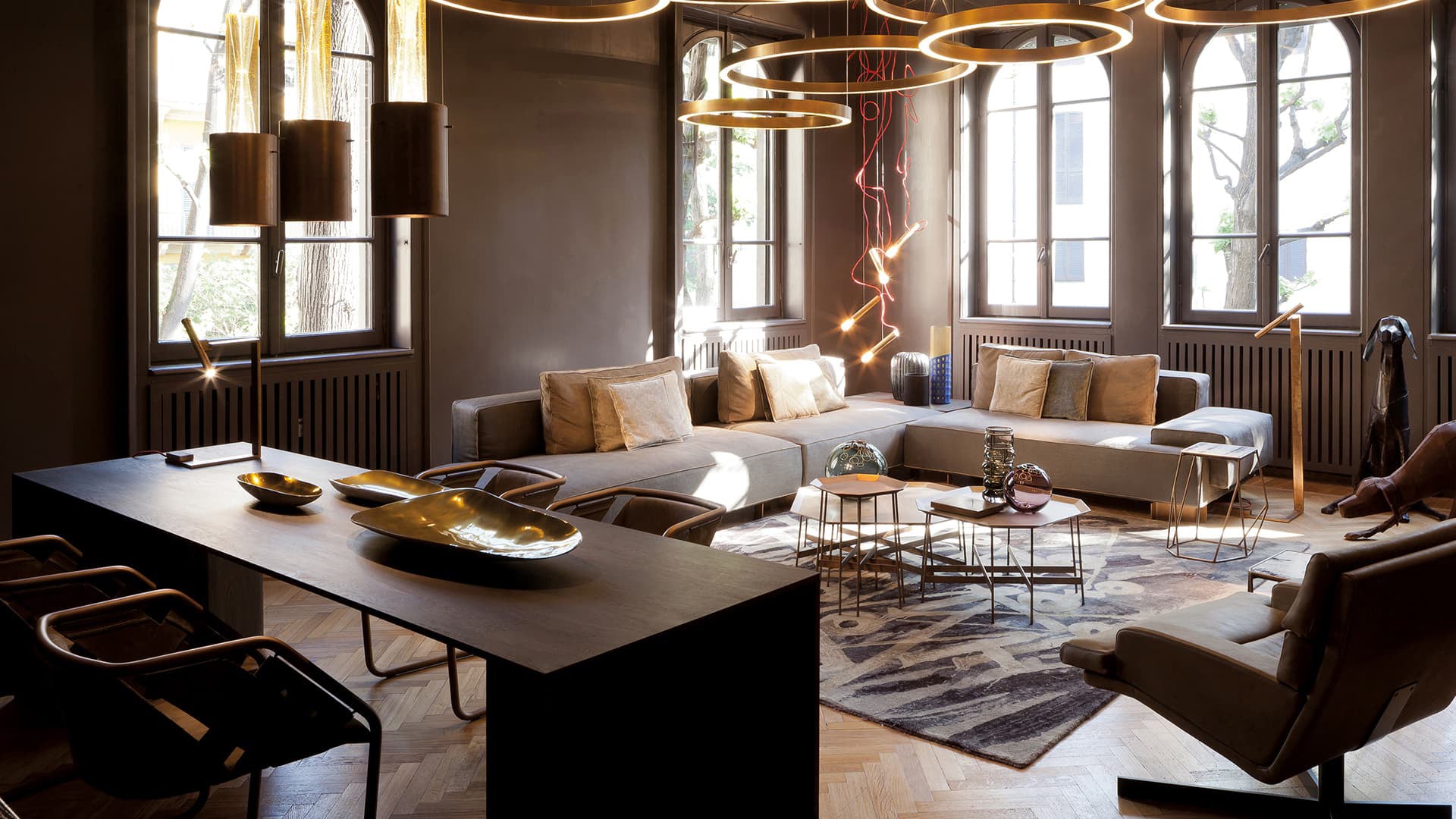 Time Dining Table